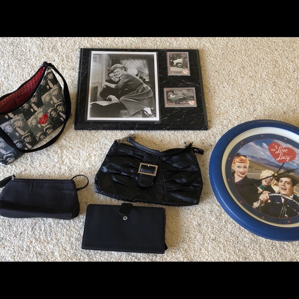 I Love Lucy bundle with extra wallet - Picture 1 of 7